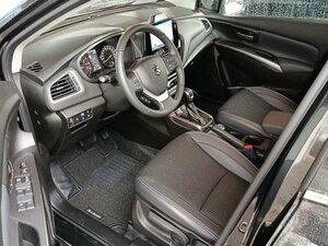 Suzuki SX4 S-Cross S-CROSS 1.5 COMF.+ALLGRIP AGS 2.000 km 29.490 &euro; Höhenkirchen-Siegertsbrun 85635