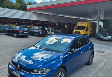 VW Polo 8.490 km 24.880 &euro; München 80637