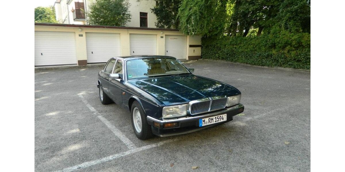 Jaguar XJ40 114.184 km 11.000 &euro; München 80807