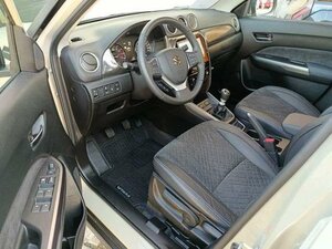 Suzuki VITARA 1.4 COMFORT+ HYBRID 6.951 km 23.960 &euro; Höhenkirchen-Siegertsbrun 85635