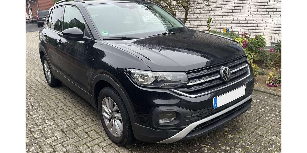 VW T-Cross 27.700 km 19.900 &euro; München 82031