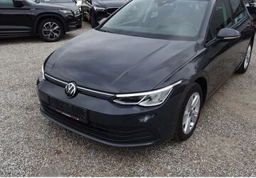 VW Golf 151.554 km 21.899 &euro; Ismaning 85737