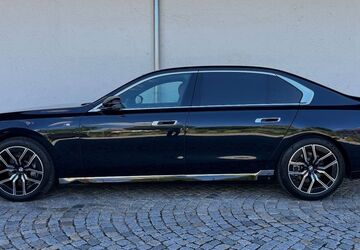 BMW 740 22.154 km 97.990 &euro; München 81245