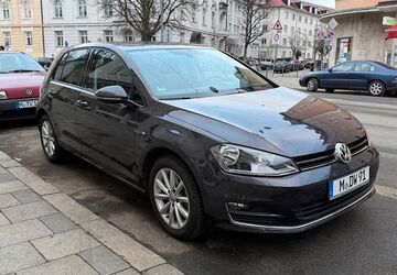 VW Golf 60.500 km 12.900 &euro; München 81379
