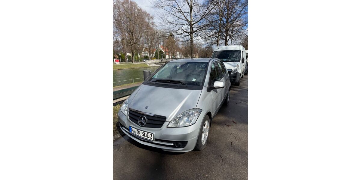 Mercedes-Benz A 160 150.000 km 4.990 &euro; München 80807