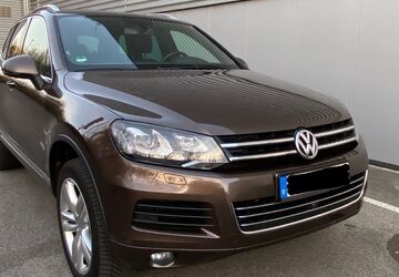 VW Touareg 242.652 km 12.900 &euro; München 81541