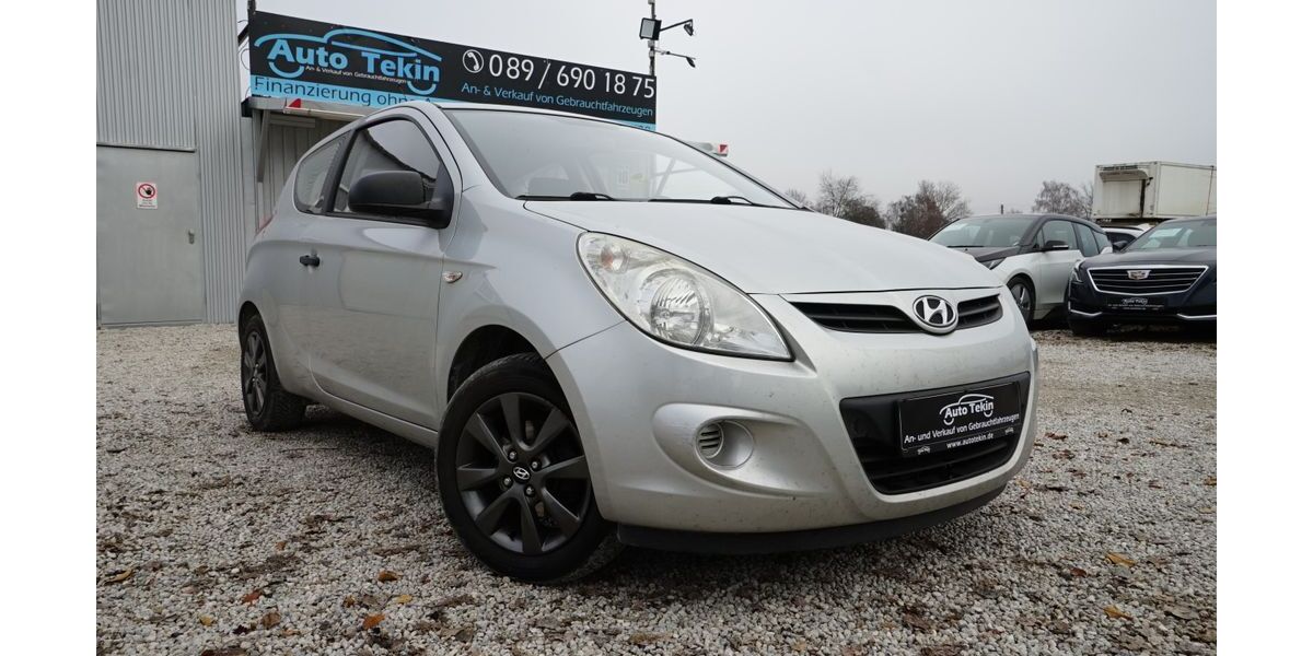 Hyundai i20 144.826 km 3.490 &euro; München 81829