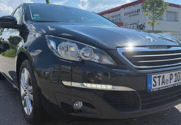 Peugeot 308 148.000 km 3.333 &euro; München 81243