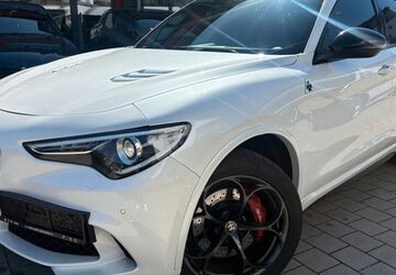 Alfa Romeo Stelvio 92.100 km 44.950 &euro; Ismaning 85737