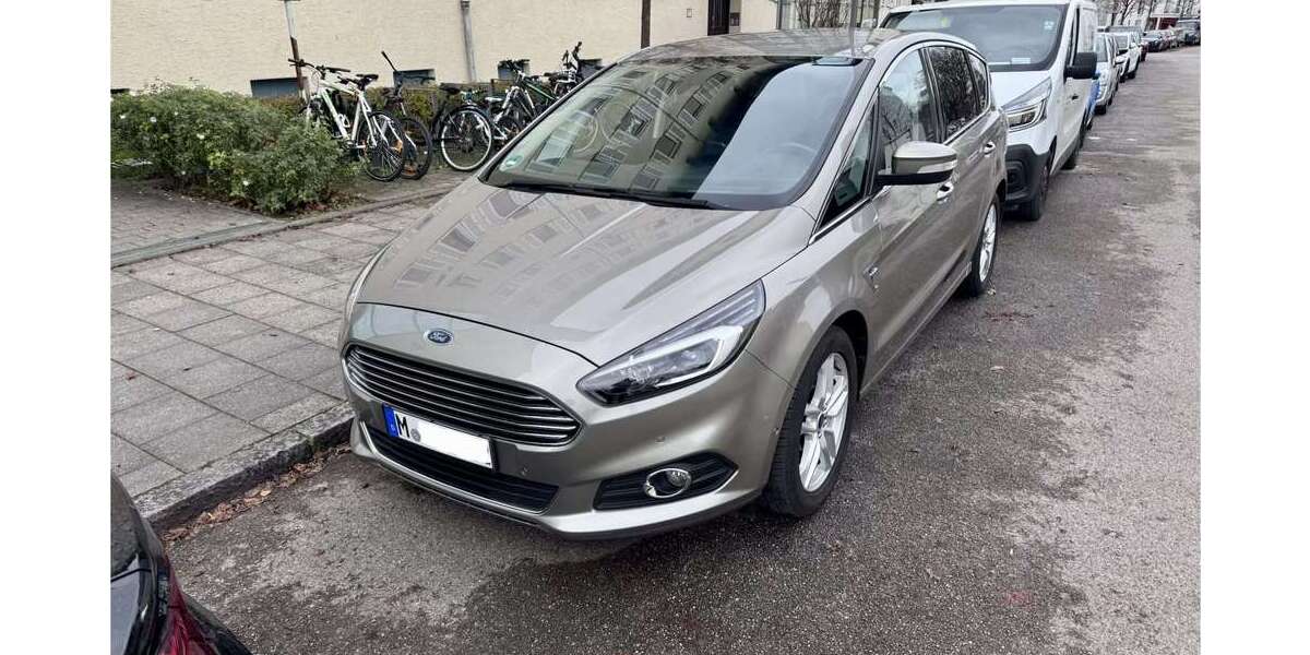 Ford S-Max 112.000 km 17.000 &euro; München 81377
