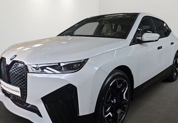 BMW iX 38.024 km 52.990 &euro; München 80687