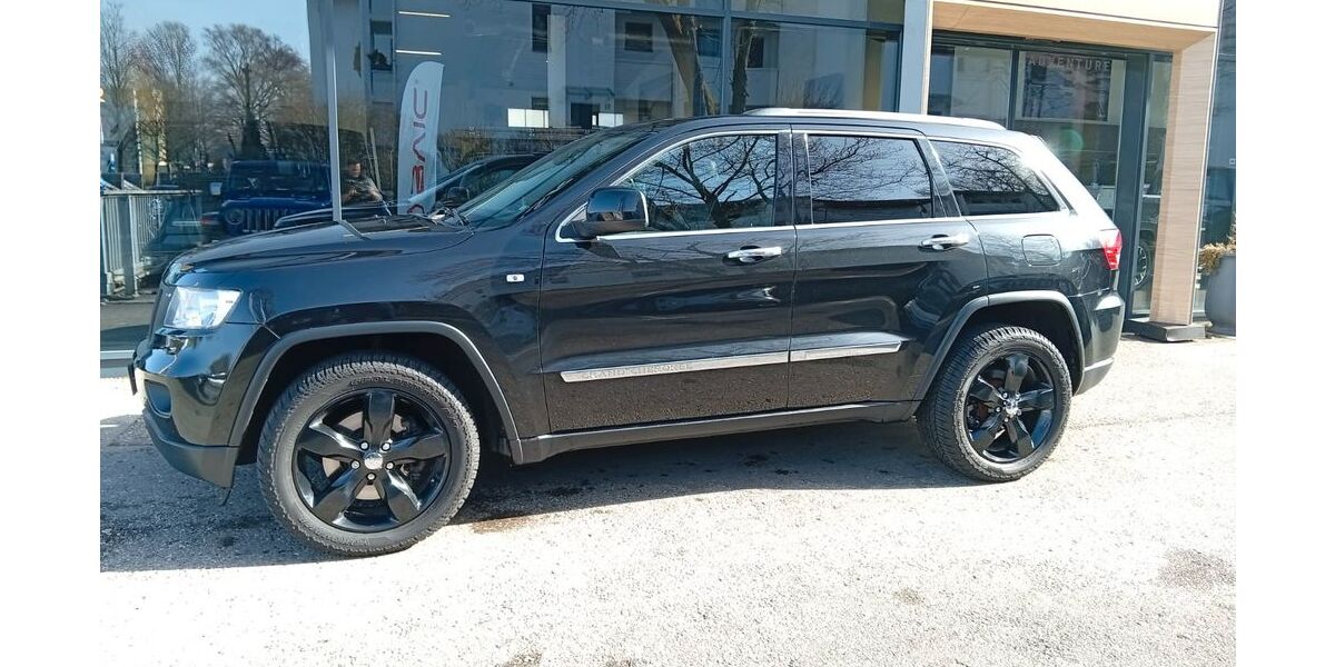 Jeep Grand Cherokee 171.234 km 16.799 &euro; Gröbenzell 82194
