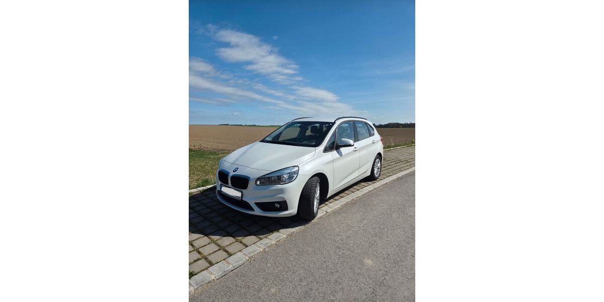 BMW 218 Active Tourer 105.820 km 14.650 &euro; Haimhausen 85778