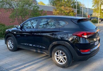 Hyundai TUCSON 122.000 km 9.700 &euro; München 80933