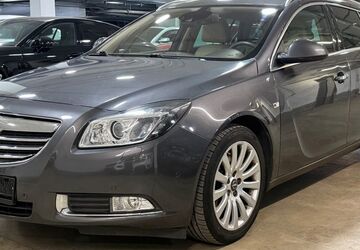 Opel Insignia 153.977 km 6.999 &euro; München 81677