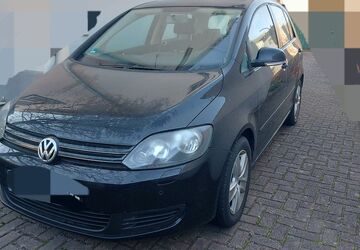 VW Golf Plus 214.047 km 4.100 &euro; München 81667