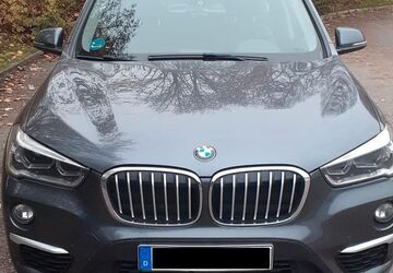 BMW X1 120.000 km 17.000 &euro; München 81675