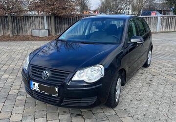 VW Polo 109.000 km 2.100 &euro; München 80933
