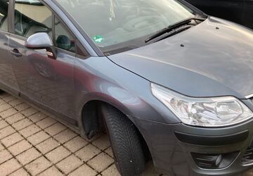 Citroen C4 121.500 km 800 &euro; München 80796