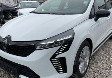 Renault Clio 30.755 km 14.690 &euro; München 81829