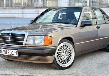 Mercedes-Benz 190 136.500 km 14.900 &euro; München 80937