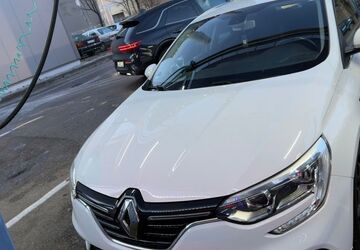 Renault Megane 129.000 km 6.900 &euro; München 81377