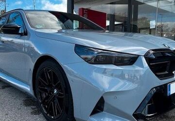BMW M5 6.900 km 121.900 &euro; Wolfratshausen bei München 82515