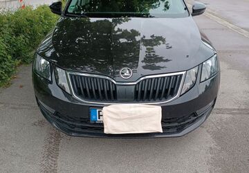Skoda Octavia 112.000 km 14.300 &euro; Germering 82110