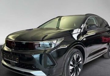 Opel Grandland (X) 30.000 km 23.890 &euro; München 80339