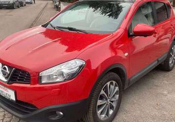 Nissan Qashqai 82.012 km 8.399 &euro; München 81739