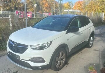 Opel Grandland (X) 101.500 km 10.100 &euro; München 81929