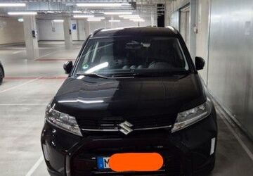 Suzuki Vitara 12.500 km 22.200 &euro; München 81673