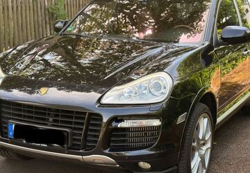 Porsche Cayenne 233.000 km 7.900 &euro; München 81827
