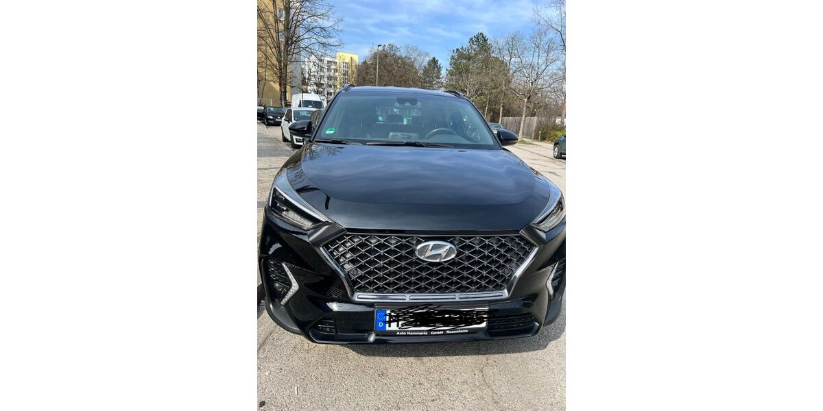 Hyundai TUCSON 93.000 km 20.000 &euro; München 81735