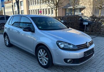 VW Golf 220.000 km 3.900 &euro; München 81827