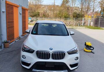 BMW X1 168.000 km 16.500 &euro; München 80992