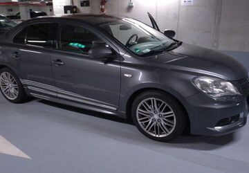 Suzuki Kizashi 135.000 km 7.790 &euro; München 80339