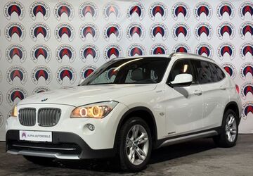 BMW X1 122.900 km 12.990 &euro; München 81379