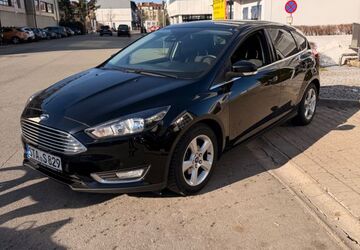 Ford Focus 61.000 km 8.950 &euro; Gilching 82205