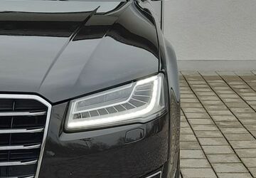 Audi A8 114.653 km 30.999 &euro; Aschheim 85609