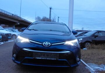 Toyota Avensis 260.688 km 4.900 &euro; München OT Trudering-Riem 81825