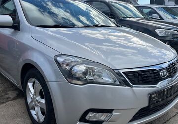 Kia ceed / Ceed 212.000 km 4.450 &euro; München 81825