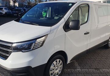 Renault Trafic 70.000 km 21.900 &euro; München 81825