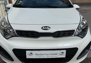 Kia Rio 118.785 km 4.400 &euro; München 81479