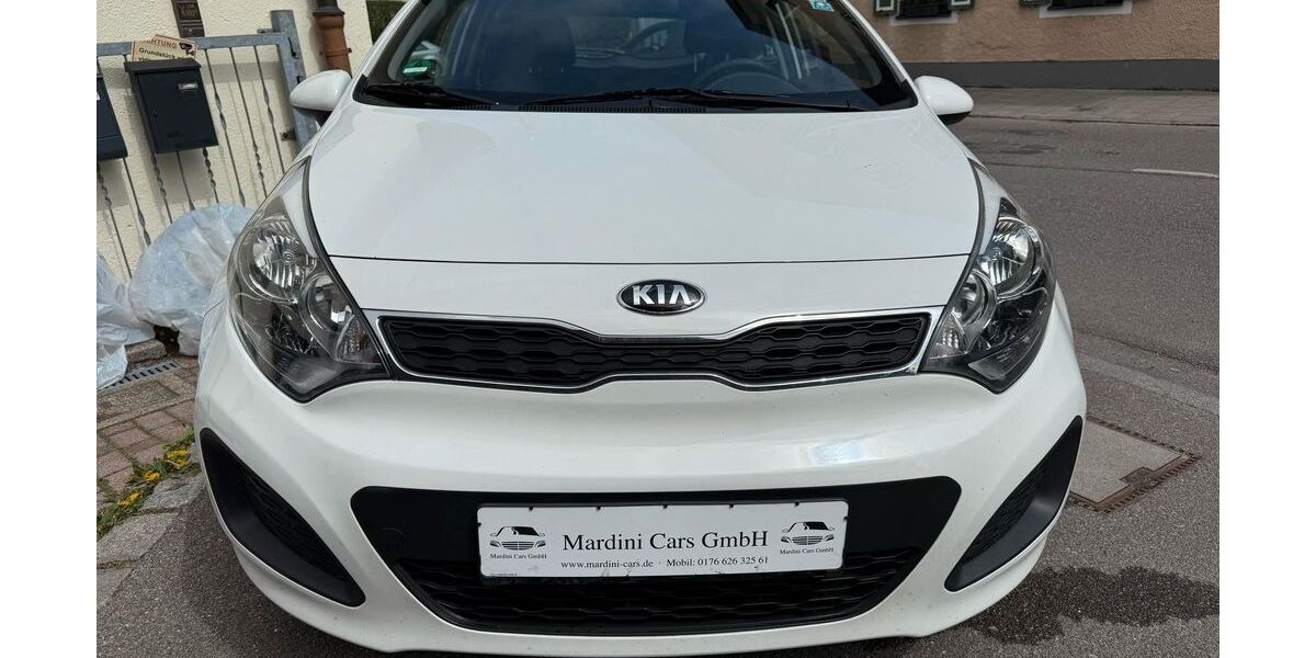 Kia Rio 118.785 km 4.400 &euro; München 81479