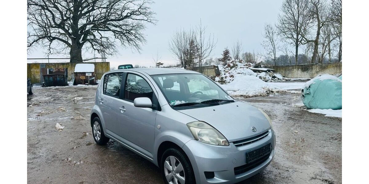 Daihatsu Sirion 55.000 km 2.499 &euro; Neufahrn 85375