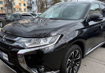 Mitsubishi Outlander 148.000 km 13.400 &euro; München 81243