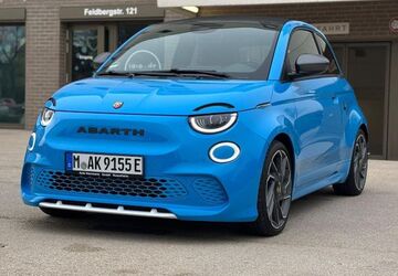 Abarth 500e 2.500 km 39.999 &euro; München 81825