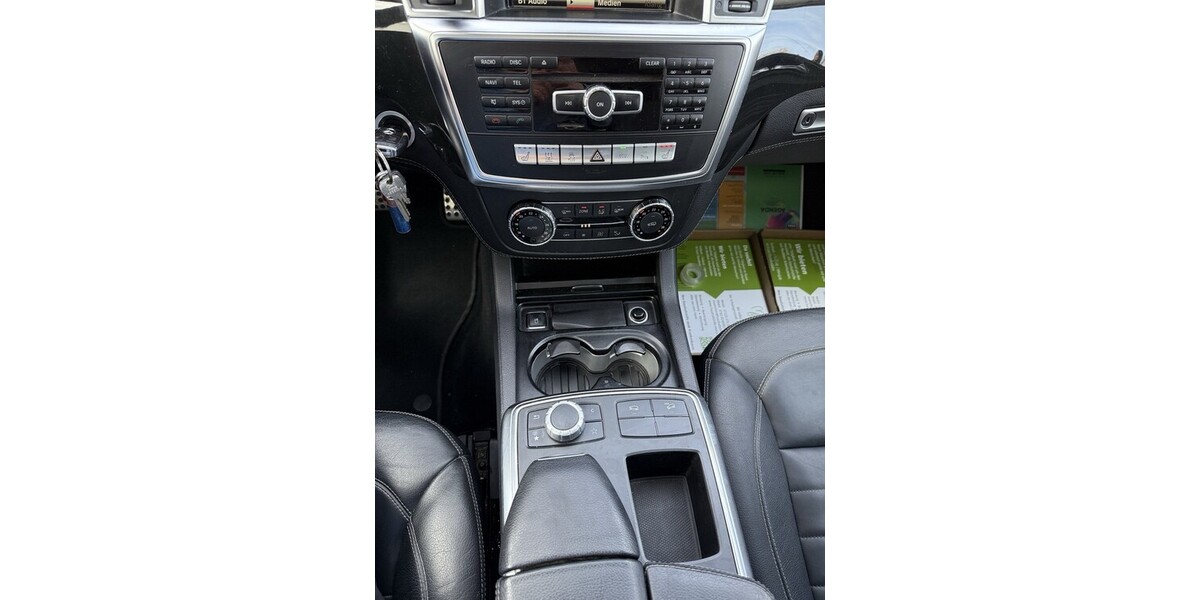 Mercedes-Benz ML 350 260.000 km 17.400 &euro; Ebersberg 85560