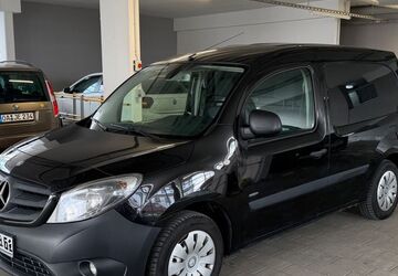 Mercedes-Benz Citan 138.000 km 6.990 &euro; München 81825